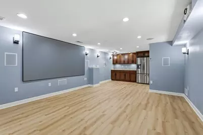 18760  Yorkshire Ln, Brookfield, WI 53045 - Photo 26