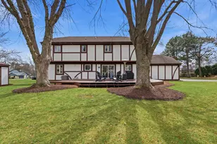 18760 Yorkshire Ln, Brookfield, WI 53045 - Photo 32