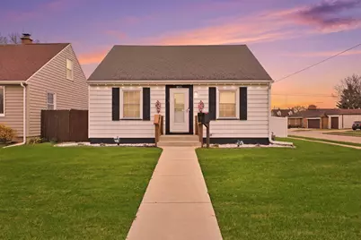 5811  39th Ave, Kenosha, WI 53144 - Photo 1