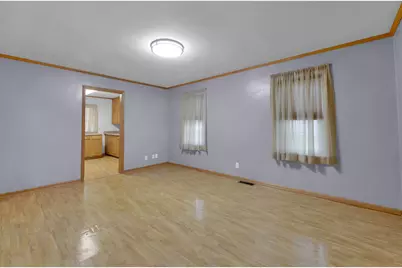 5811  39th Ave, Kenosha, WI 53144 - Photo 6