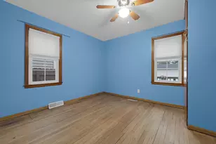 5811 39th Ave, Kenosha, WI 53144 - Photo 10