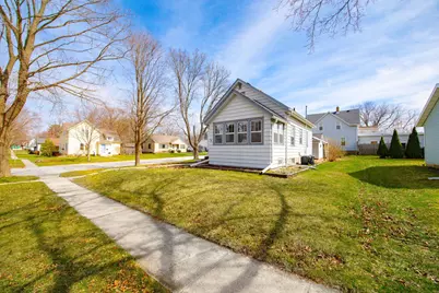 98  Jackson St, Fort Atkinson, WI 53538 - Photo 42