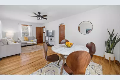 98  Jackson St, Fort Atkinson, WI 53538 - Photo 8