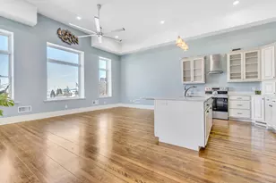 810 S 8th St, Manitowoc, WI 54220 - Photo 14