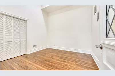 810 S 8th St, Manitowoc, WI 54220 - Photo 30