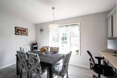 5201 S Tuckaway Blvd, Greenfield, WI 53221 - Photo 16