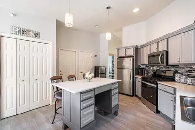 5201 S Tuckaway Blvd, Greenfield, WI 53221 - Photo 14