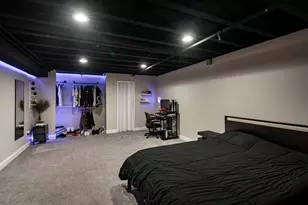 5201 S Tuckaway Blvd, Greenfield, WI 53221 - Photo 30