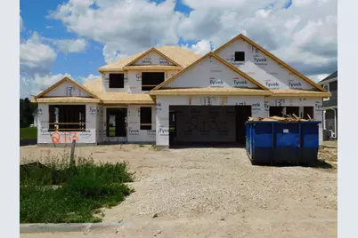 213  Mulberry Ln, Grafton, WI 53024 - Photo 1