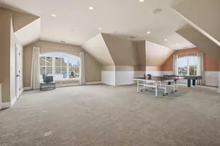 1264 Mary Hill Cir, Hartland, WI 53029 - Photo 14