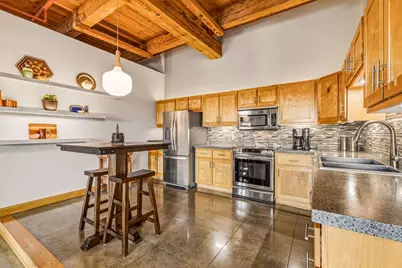 904 E Pearson St #501, Milwaukee, WI 53202 - Photo 4