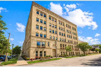 904 E Pearson St #501, Milwaukee, WI 53202 - Photo 28