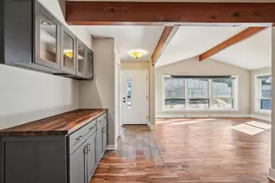 726 W Wisconsin Ave, Oconomowoc, WI 53066 - Photo 6