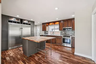 726 W Wisconsin Ave, Oconomowoc, WI 53066 - Photo 10