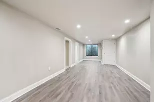 726 W Wisconsin Ave, Oconomowoc, WI 53066 - Photo 32