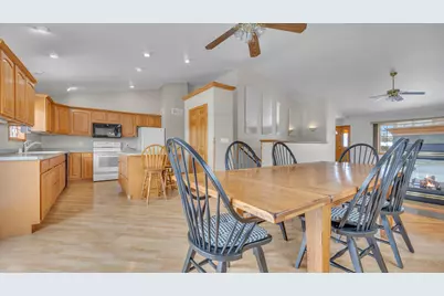 126  Southgate Dr, Eden, WI 53019 - Photo 8