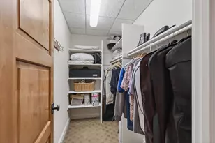 14095 N Pine Bluff Rd, Mequon, WI 53097 - Photo 24