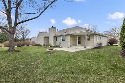 2508  Fox River Pkwy, Waukesha, WI 53189 - Photo 2