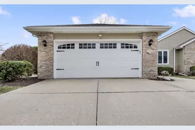 2508  Fox River Pkwy, Waukesha, WI 53189 - Photo 26