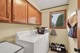 2508 Fox River Pkwy, Waukesha, WI 53189 - Photo 24