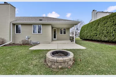 2508  Fox River Pkwy, Waukesha, WI 53189 - Photo 28