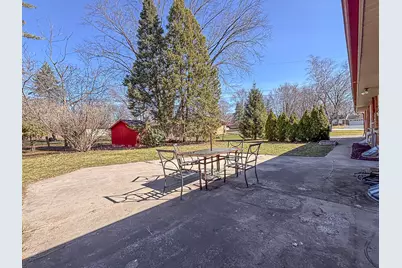 W158N5725  Elmway Dr, Menomonee Falls, WI 53051 - Photo 30