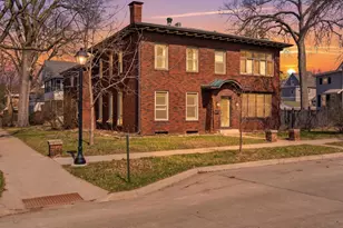 1003 King St, La Crosse, WI 54601 - Photo 1