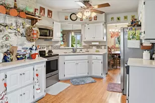 649 Edgewood Dr, Burlington, WI 53105 - Photo 2