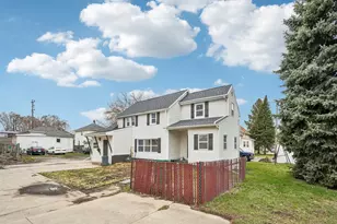 1308 69th St, Kenosha, WI 53143 - Photo 2