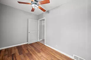 2058 S 36th St, Milwaukee, WI 53215 - Photo 20