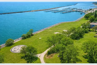 2525 S Shore Dr #3C, Milwaukee, WI 53207 - Photo 14
