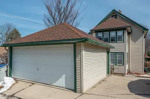 3265 Illinois Ave, Milwaukee, WI 53207 - Photo 38