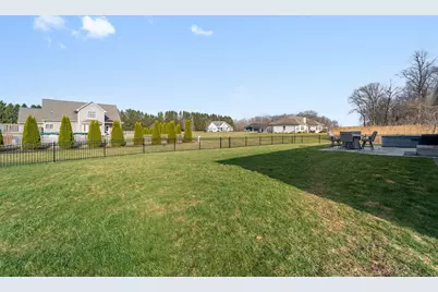 5202  Cornerstone Way, Racine, WI 53403 - Photo 16