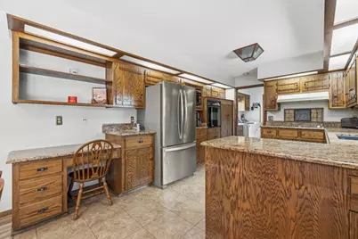 7224  Maple Ln, Hartford, WI 53027 - Photo 6