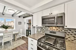 N17W5328 Garfield St, Cedarburg, WI 53012 - Photo 10