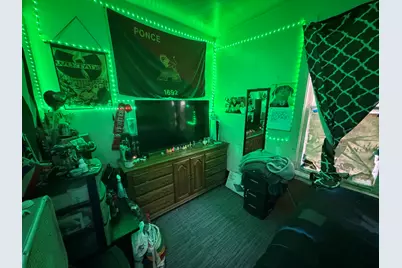 1912 W Rogers St, Milwaukee, WI 53204 - Photo 10