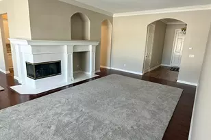 W233N3088 Oakmont Ct, Pewaukee, WI 53072 - Photo 4