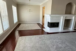 W233N3088 Oakmont Ct, Pewaukee, WI 53072 - Photo 6