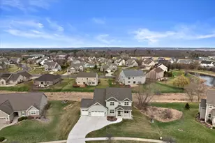 1316 Orchard View Ln, Mukwonago, WI 53149 - Photo 2