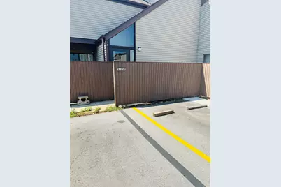 5225 S 13th St #P, Milwaukee, WI 53221 - Photo 20