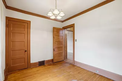 4055 S 103rd St, Greenfield, WI 53228 - Photo 18