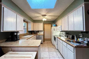 W300S2975 Snowdon Dr, Genesee, WI 53188 - Photo 2