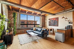 234 E Reservoir Ave, Milwaukee, WI 53212 - Photo 2