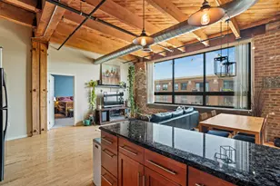 234 E Reservoir Ave, Milwaukee, WI 53212 - Photo 8