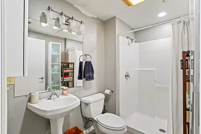 234 E Reservoir Ave #503, Milwaukee, WI 53212 - Photo 18