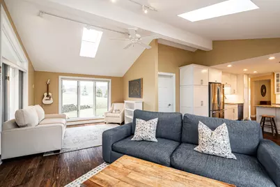 21710 W Ann Louise Ct, New Berlin, WI 53146 - Photo 16