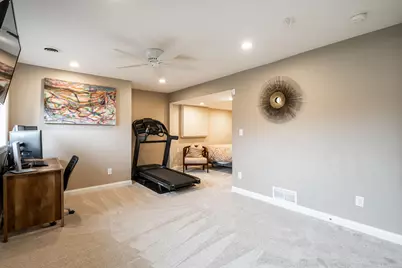 21710 W Ann Louise Ct, New Berlin, WI 53146 - Photo 32