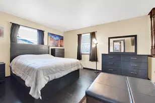 6555 N Bourbon St, Milwaukee, WI 53224 - Photo 74