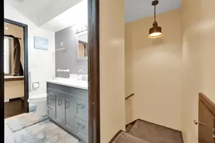 6555 N Bourbon St, Milwaukee, WI 53224 - Photo 66