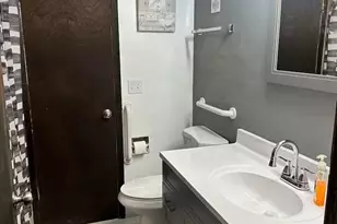 6553 N Bourbon St, Milwaukee, WI 53224 - Photo 18